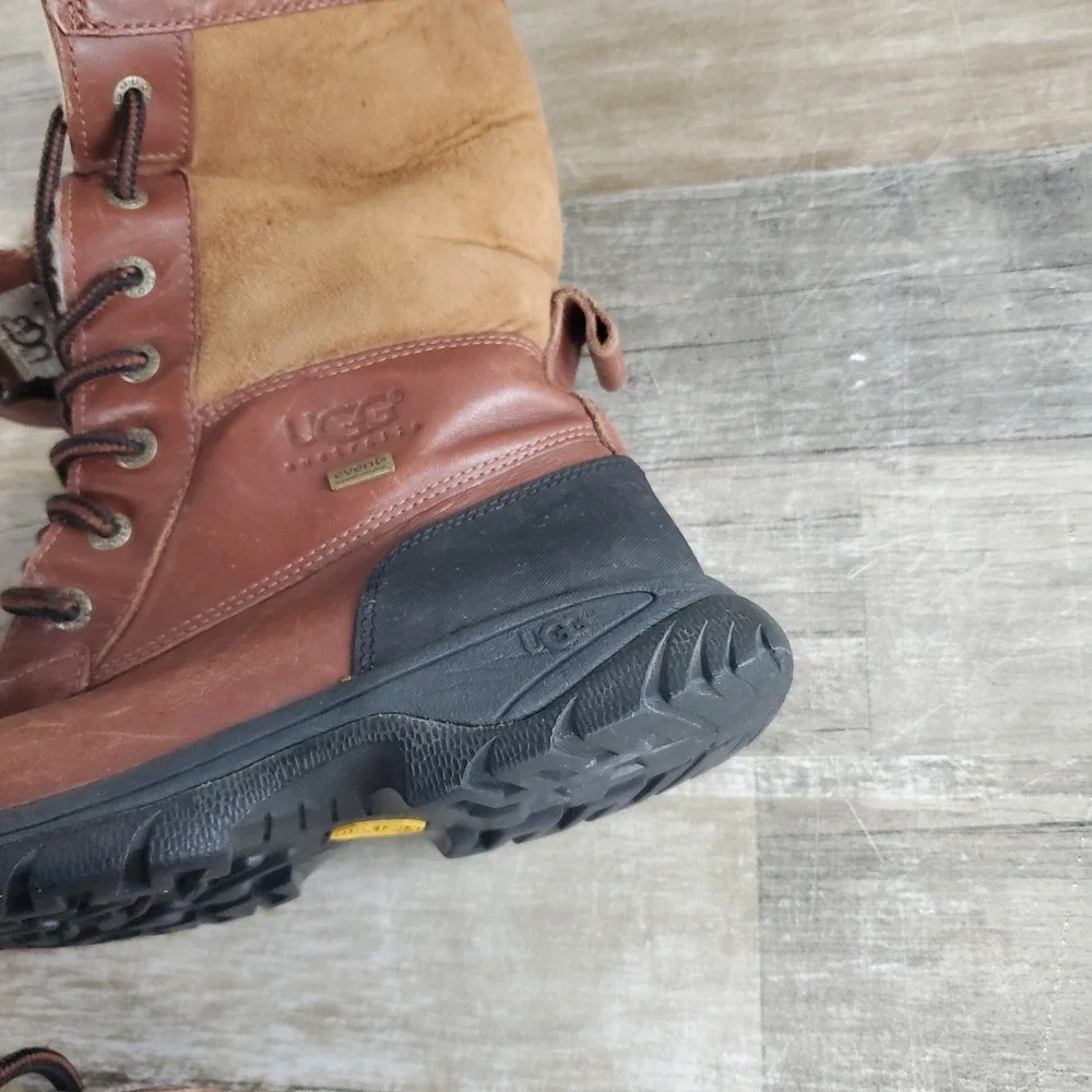 UGG Australia Kids Butte Boots Sz 5 Youth Brown Leather Shearling Waterproof